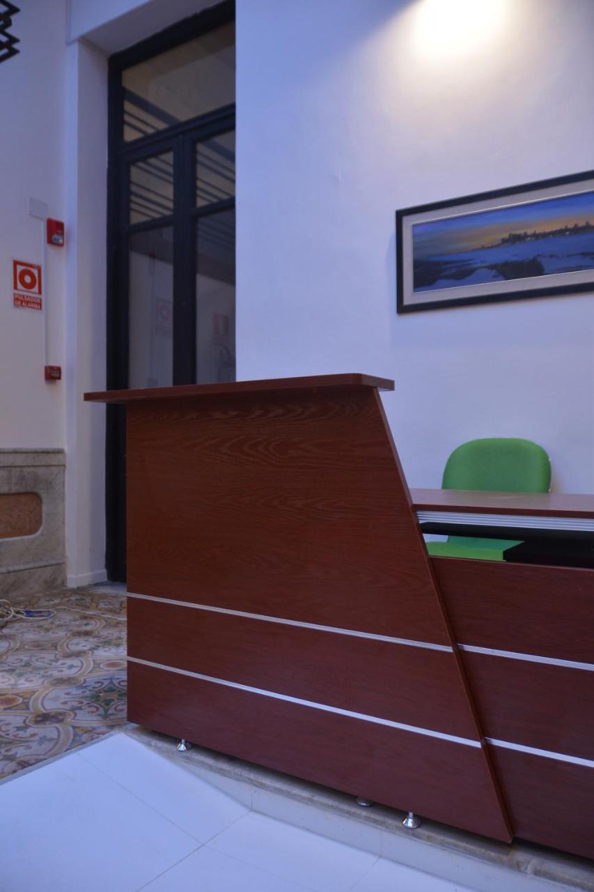 Piano Sur Hostel Montevideo Exteriér fotografie